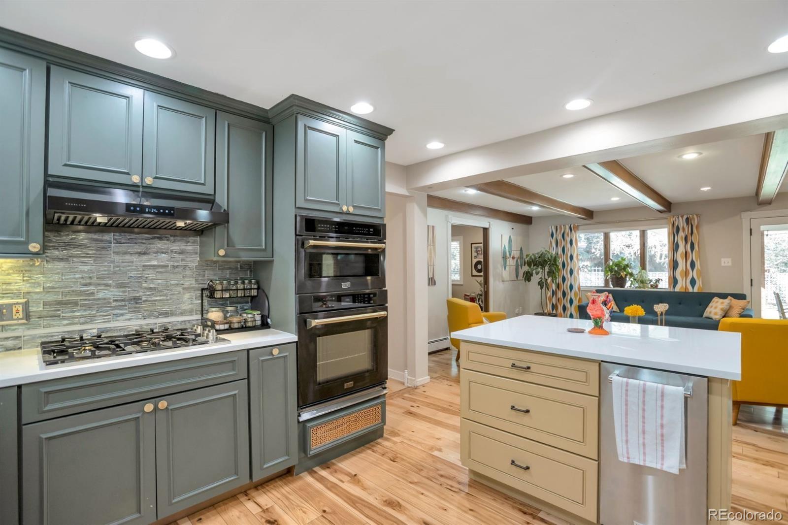 MLS Image #4 for 5401 w lakeridge road,lakewood, Colorado