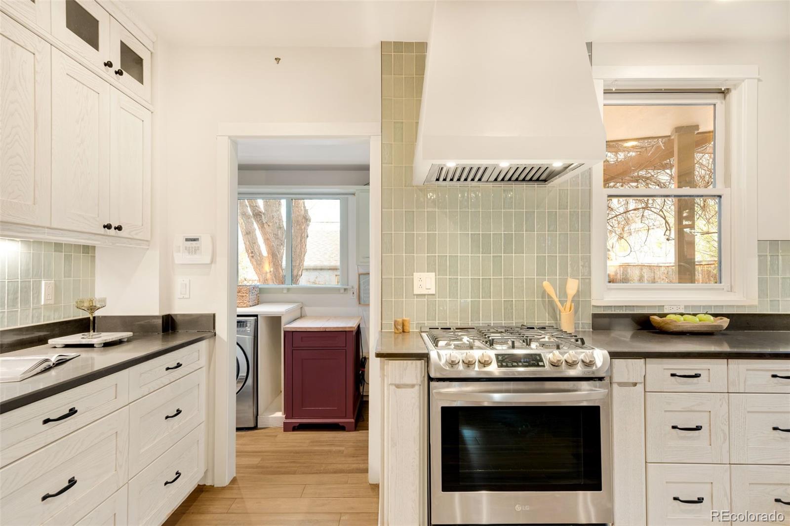 MLS Image #11 for 3740  stuart street,denver, Colorado
