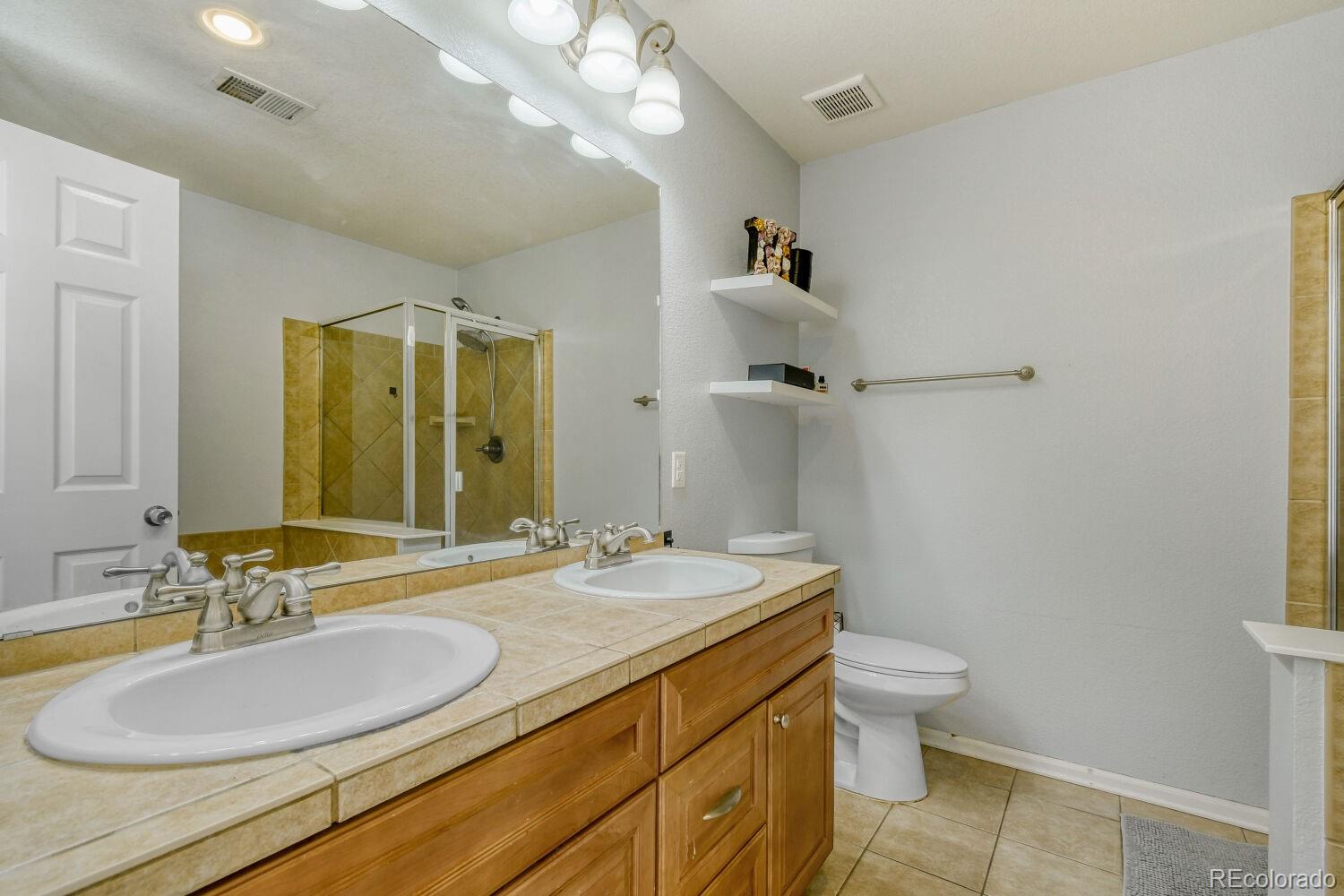MLS Image #10 for 15686  randolph place,denver, Colorado