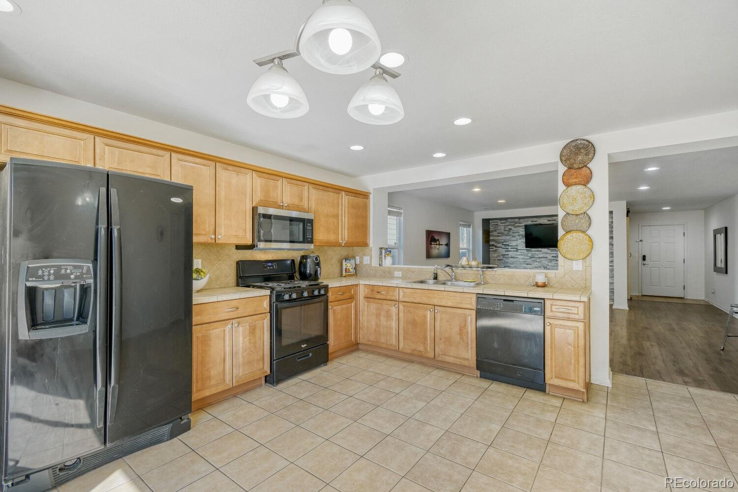 MLS Image #5 for 15686  randolph place,denver, Colorado