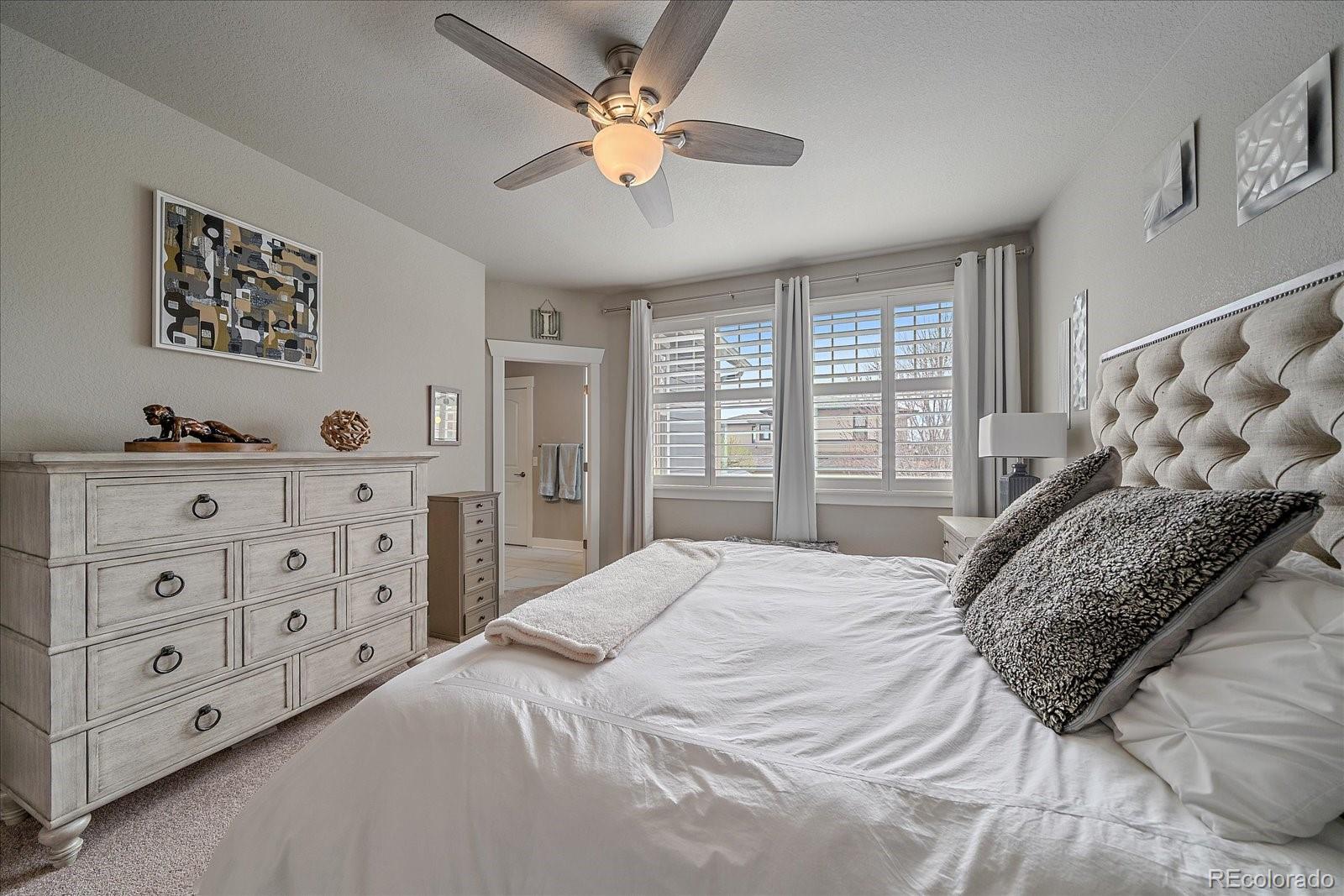 MLS Image #15 for 8758 e 54th place,denver, Colorado