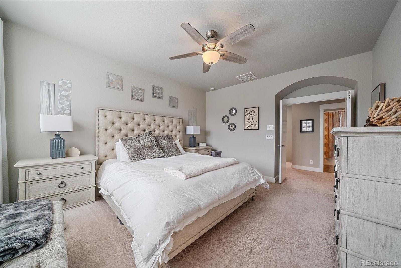 MLS Image #16 for 8758 e 54th place,denver, Colorado
