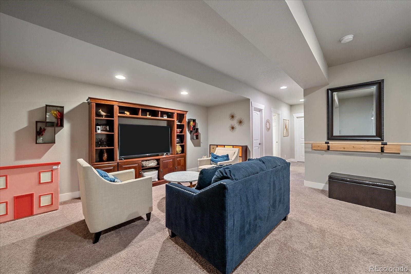 MLS Image #23 for 8758 e 54th place,denver, Colorado