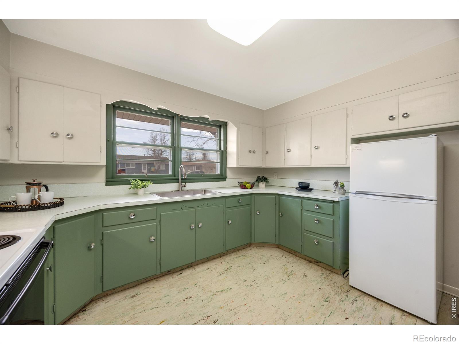 MLS Image #14 for 2431 w 6th street,greeley, Colorado