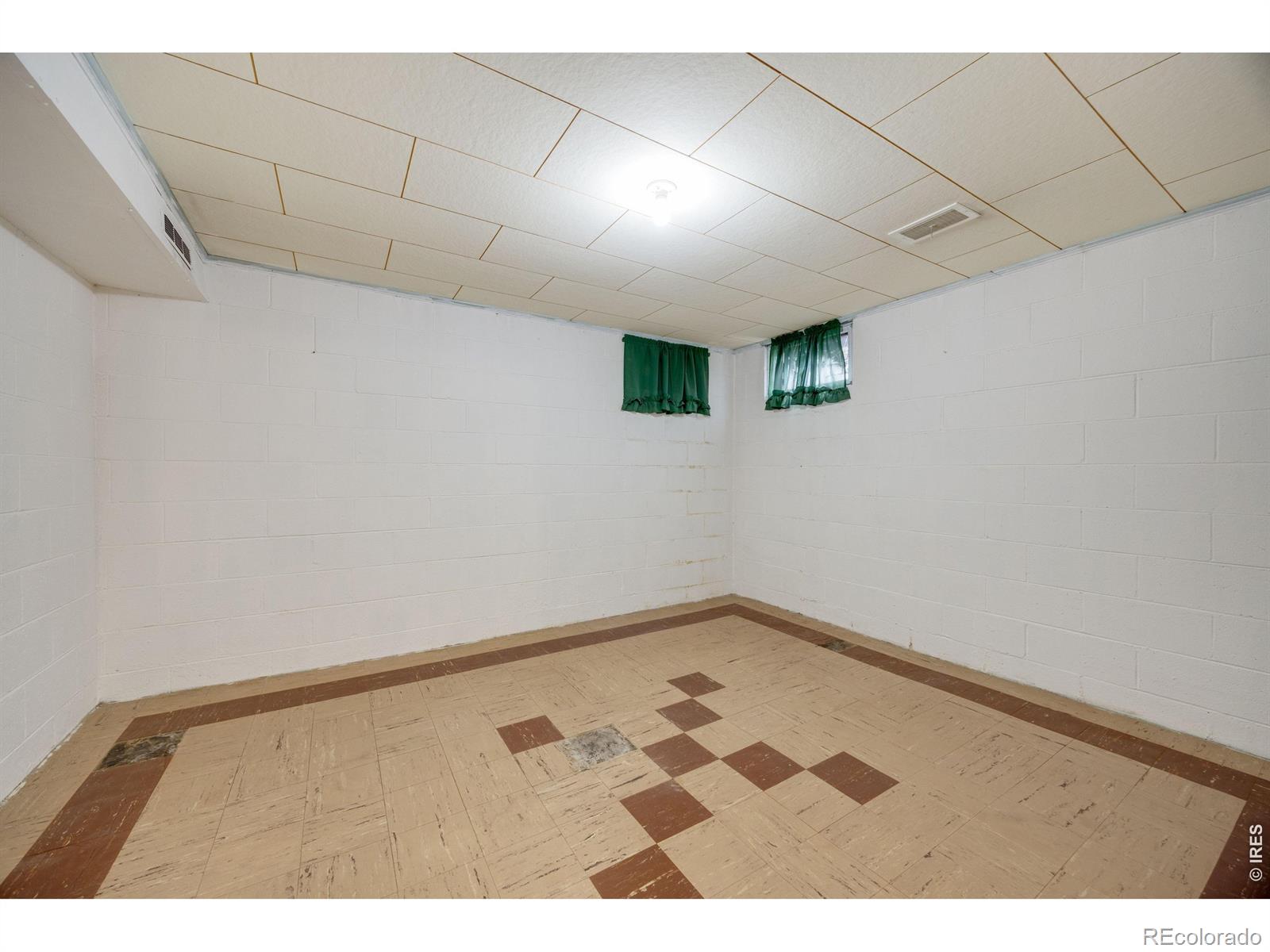 MLS Image #29 for 2431 w 6th street,greeley, Colorado