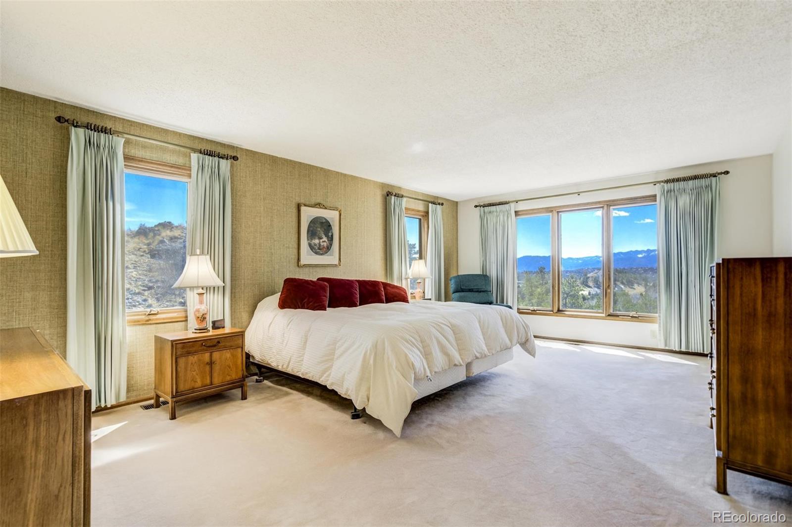 MLS Image #13 for 7035  switchback trail,colorado springs, Colorado