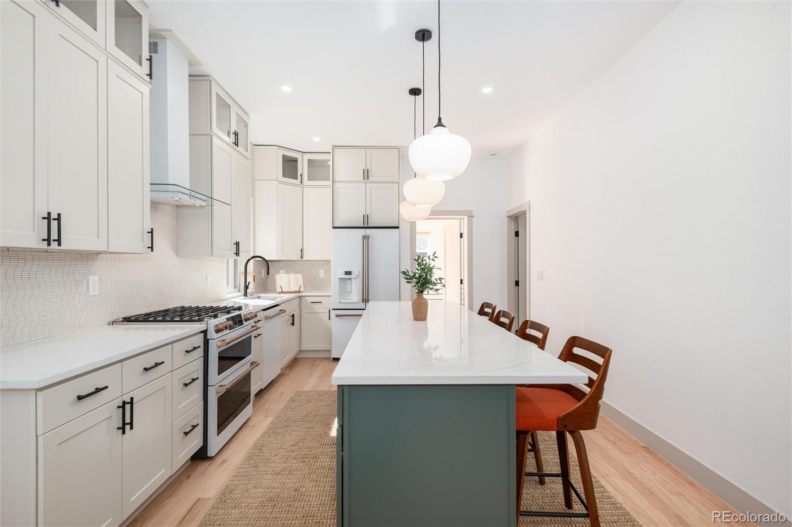 MLS Image #11 for 1643  adams street,denver, Colorado