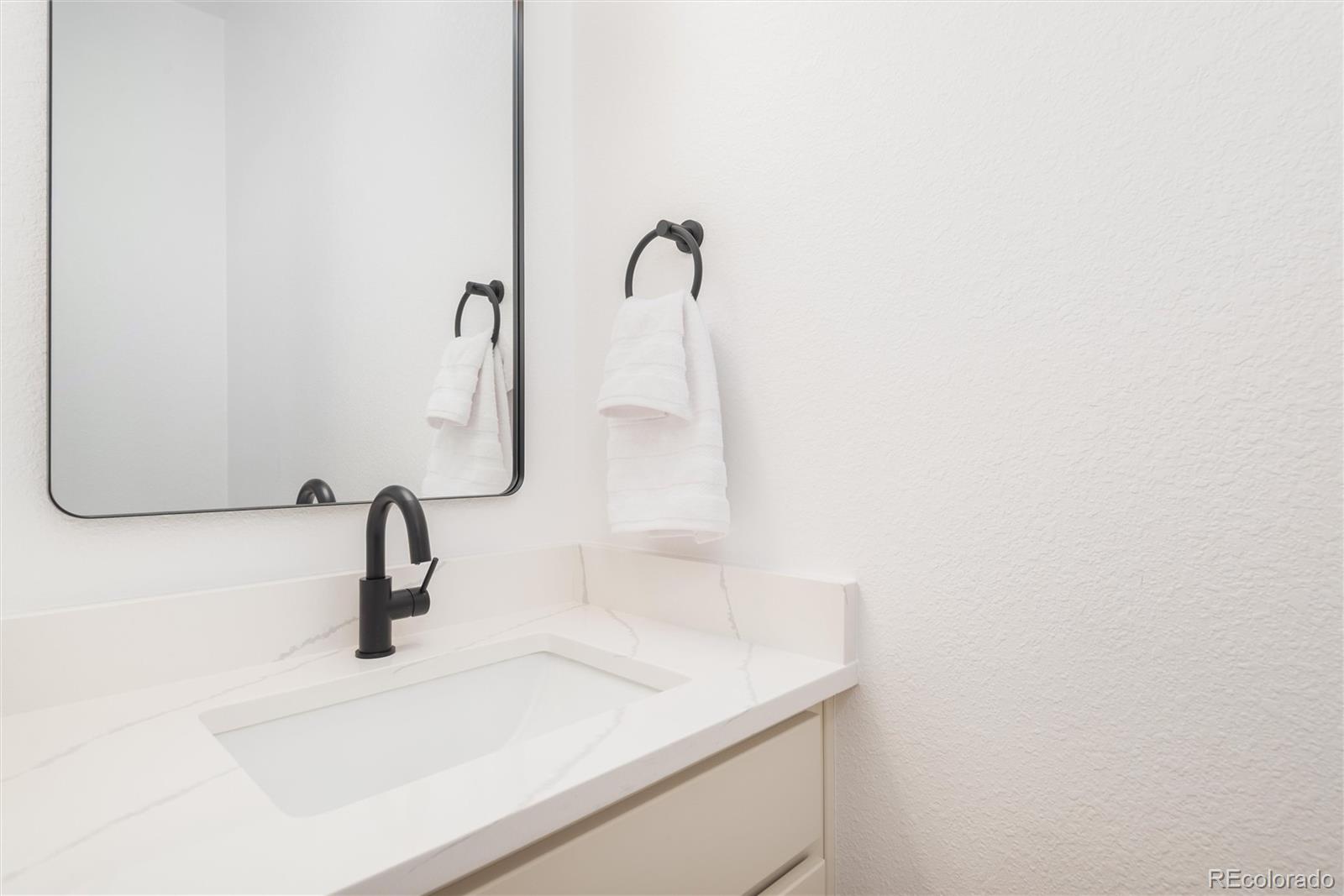 MLS Image #18 for 1643  adams street,denver, Colorado