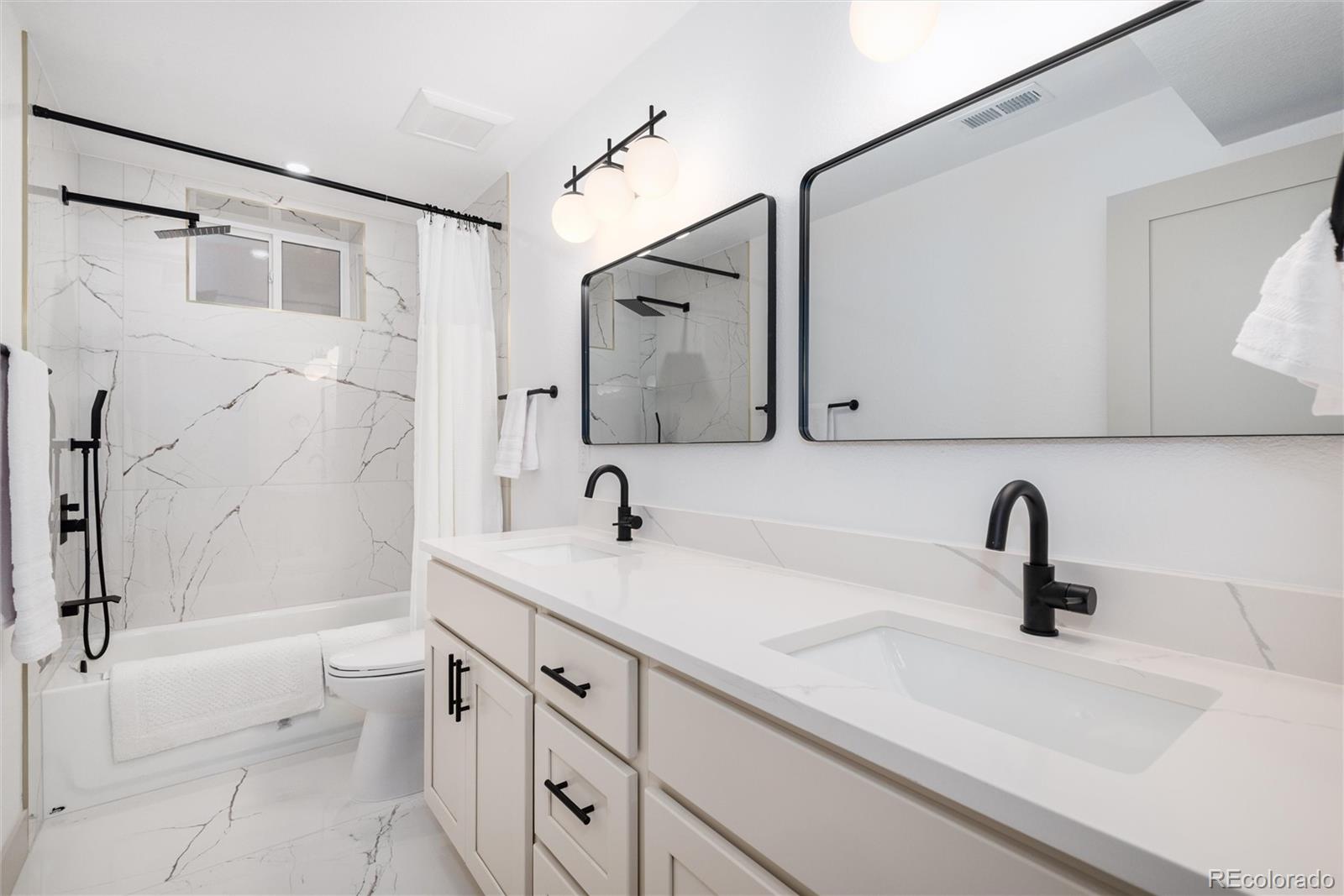 MLS Image #36 for 1643  adams street,denver, Colorado