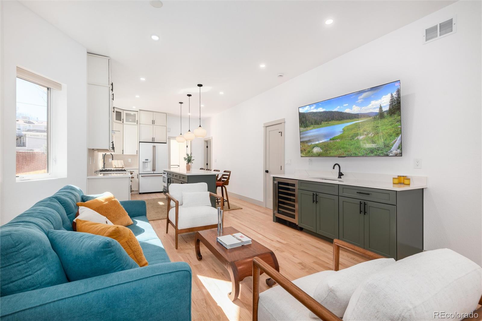 MLS Image #8 for 1643  adams street,denver, Colorado
