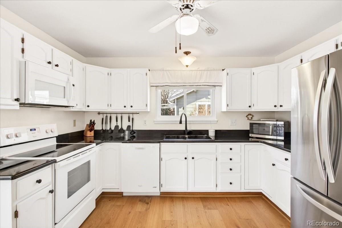 MLS Image #10 for 20  shetland court,highlands ranch, Colorado