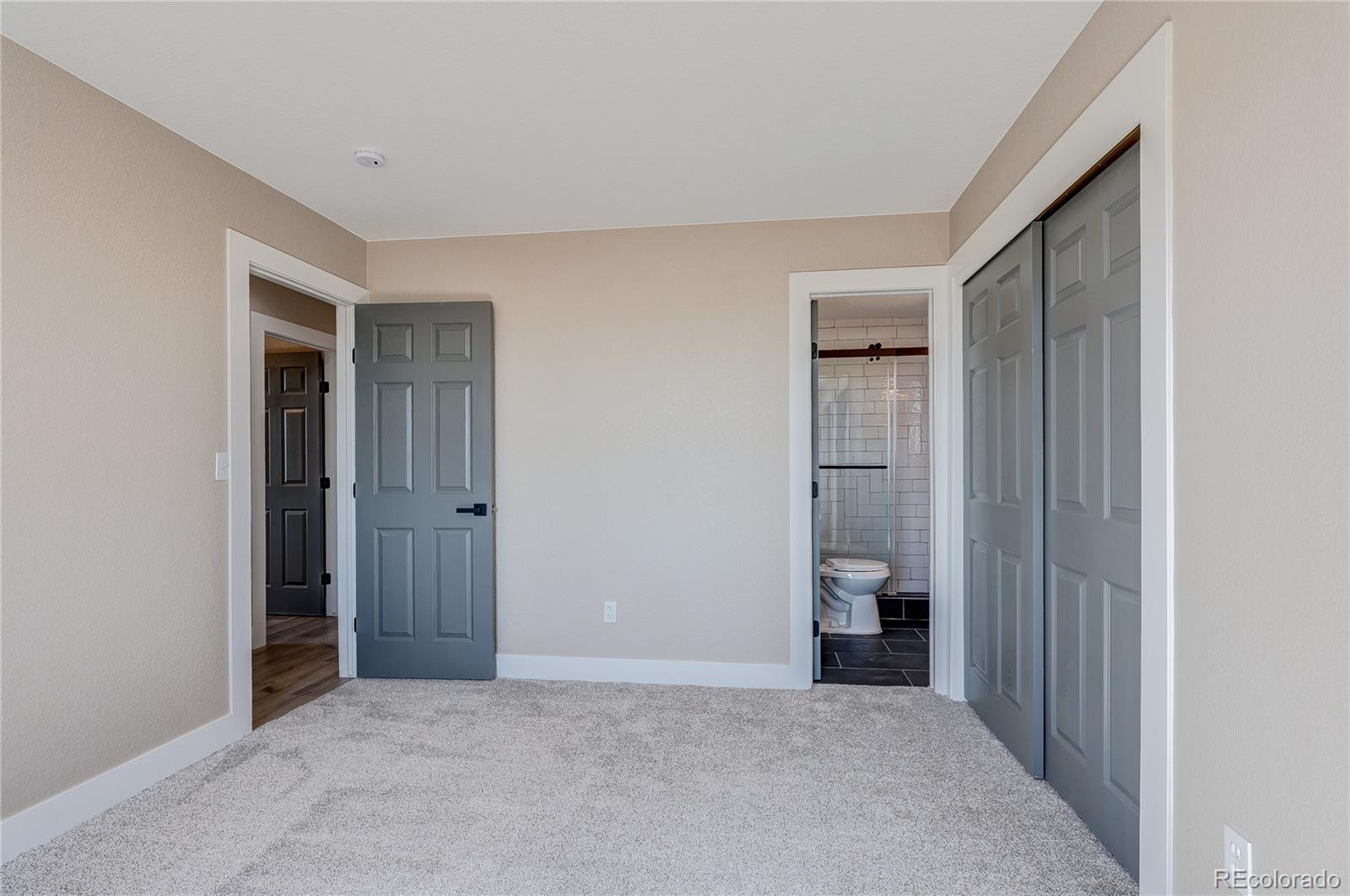 MLS Image #12 for 9418  lou drive,thornton, Colorado