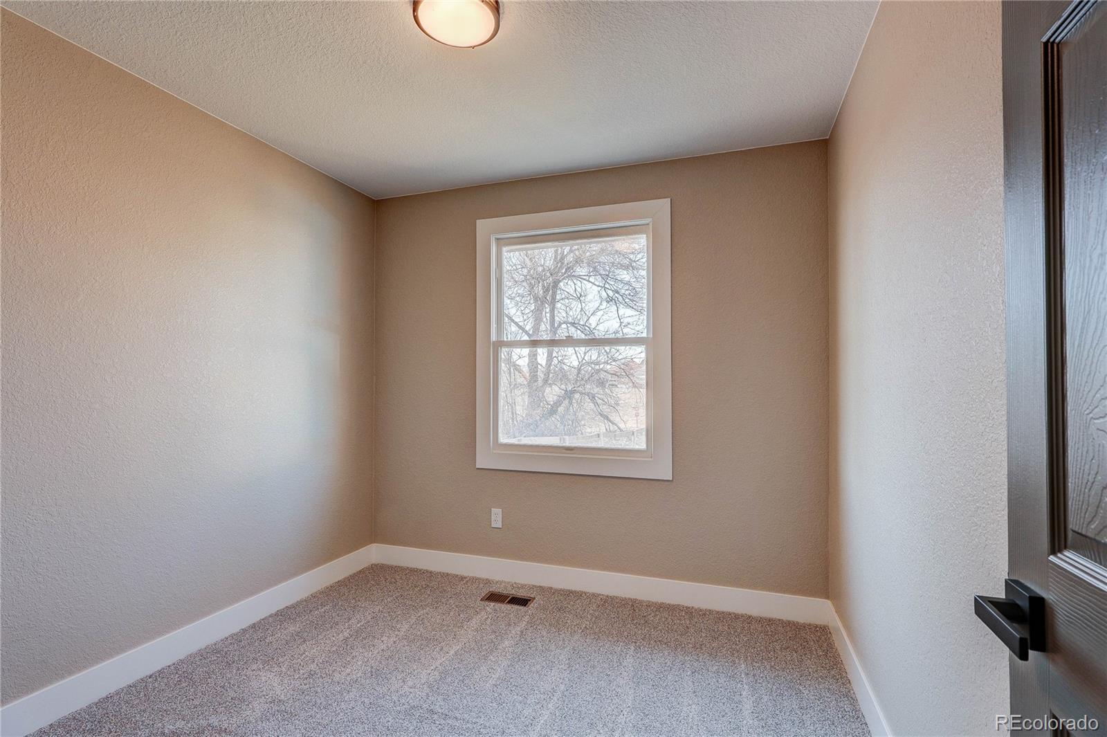 MLS Image #15 for 9418  lou drive,thornton, Colorado