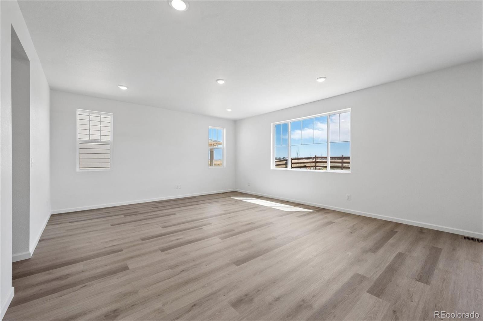MLS Image #12 for 45950  wood thrush avenue,bennett, Colorado