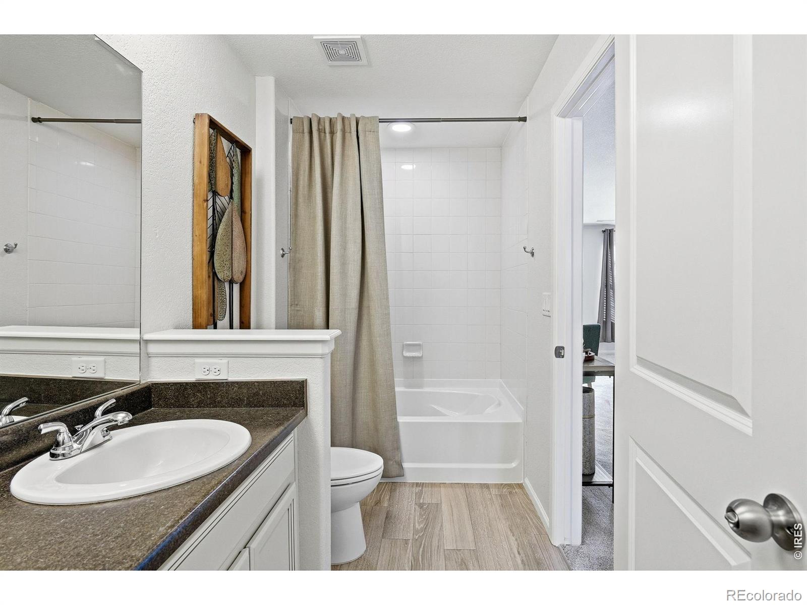 MLS Image #38 for 129  pipit lake way,erie, Colorado