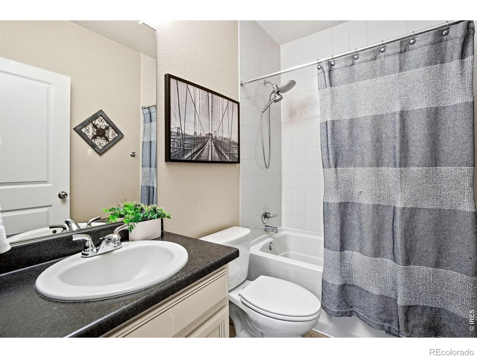 MLS Image #41 for 129  pipit lake way,erie, Colorado