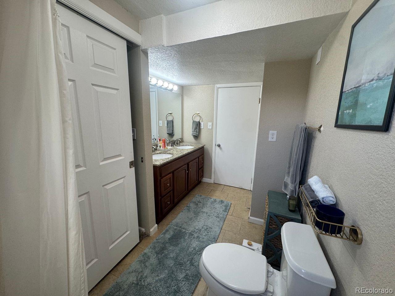 MLS Image #12 for 16006 e warren place,aurora, Colorado