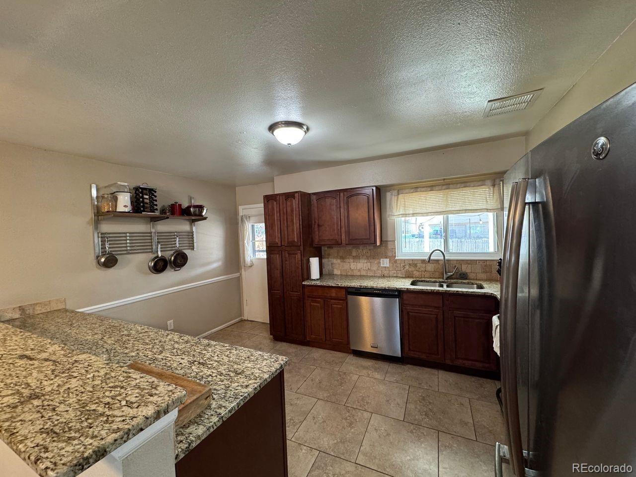 MLS Image #5 for 16006 e warren place,aurora, Colorado