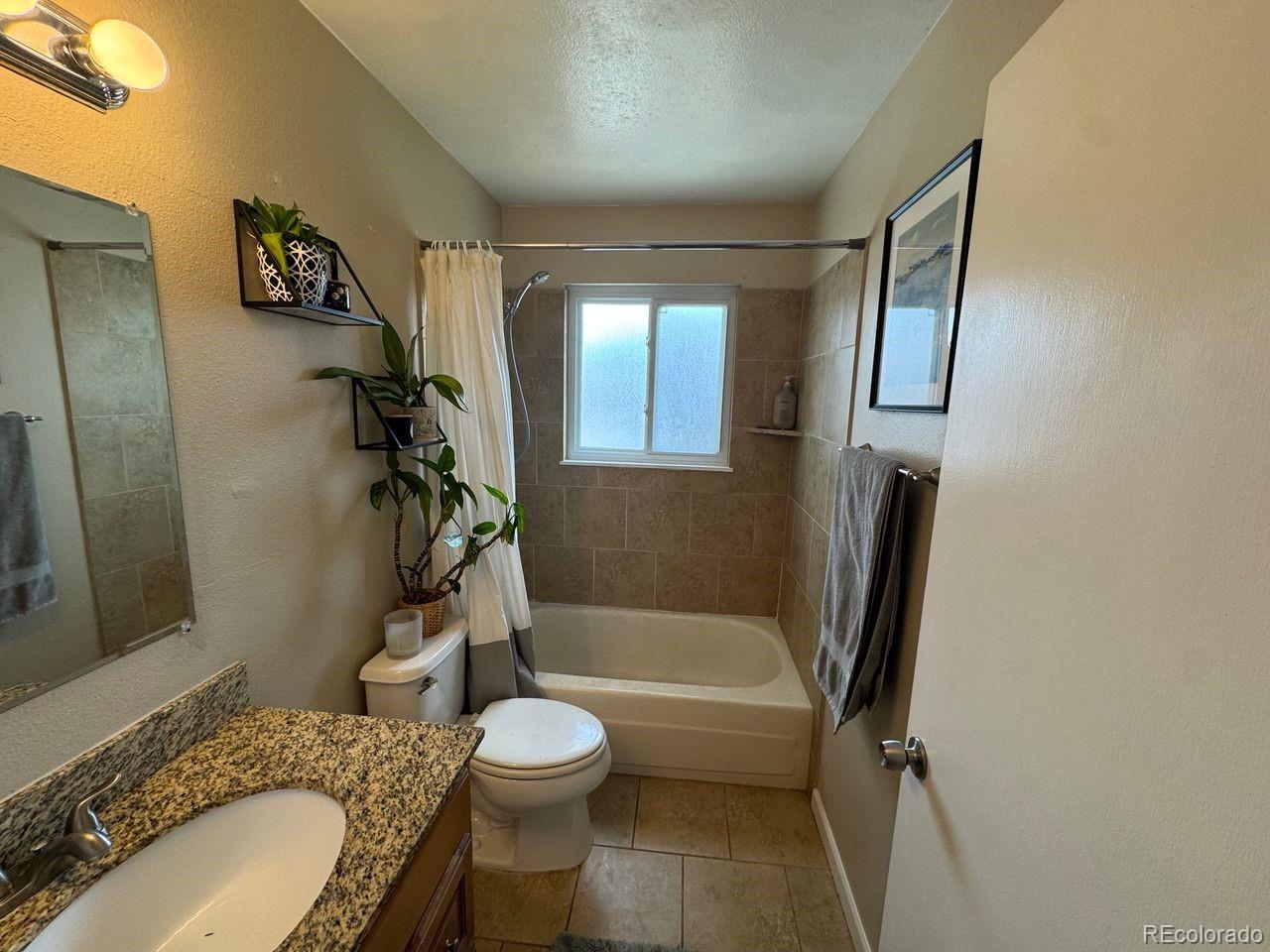 MLS Image #8 for 16006 e warren place,aurora, Colorado