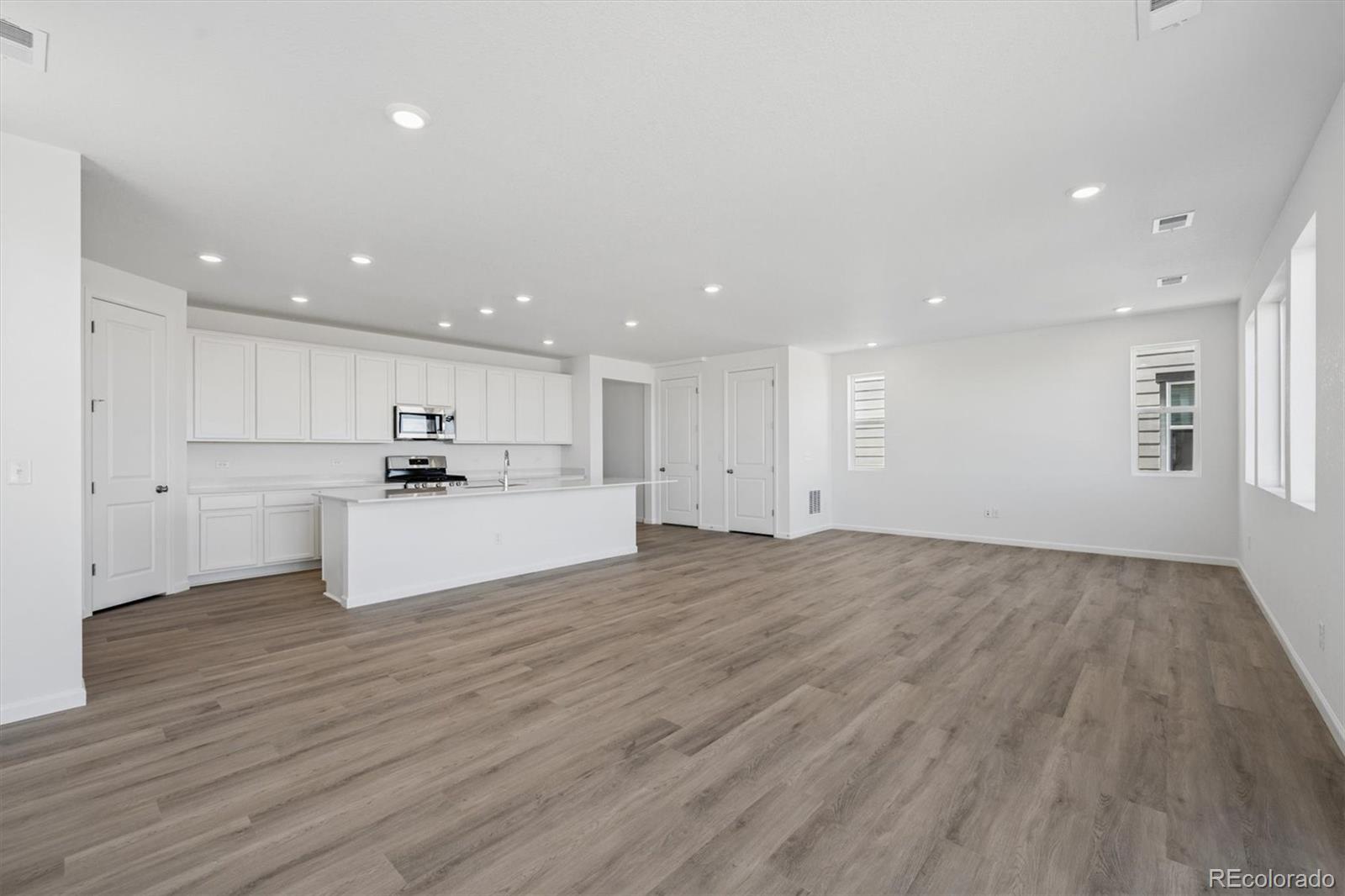 MLS Image #8 for 45935  gentry avenue,bennett, Colorado