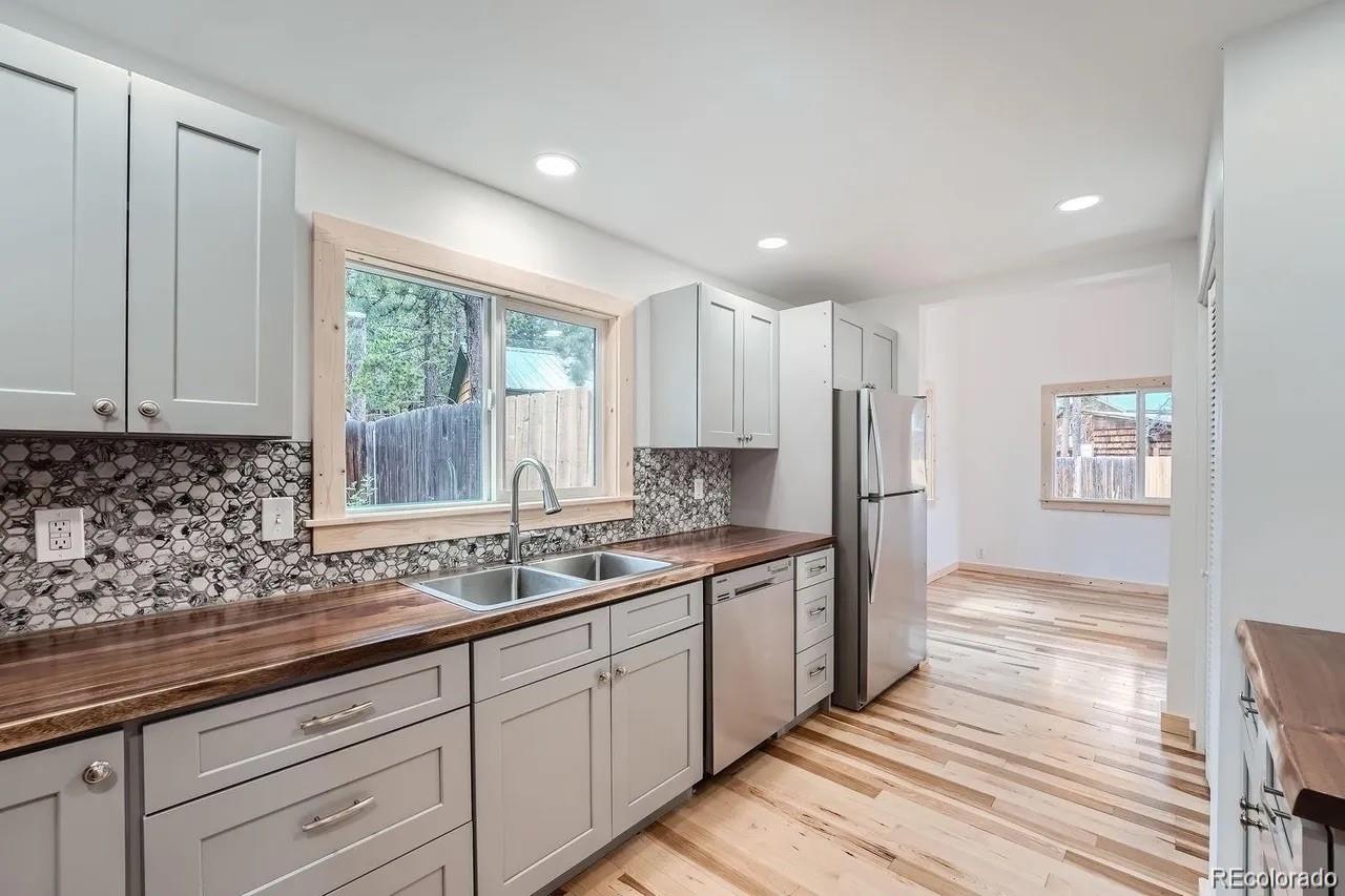 MLS Image #3 for 192  signal rock road,golden, Colorado