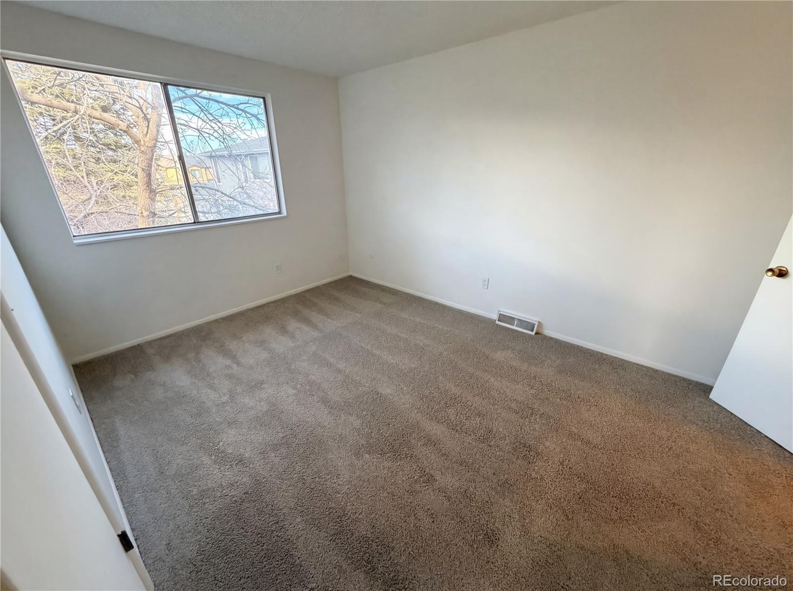 MLS Image #18 for 14594 e 13th avenue ,aurora, Colorado
