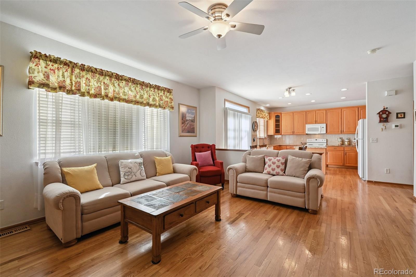 MLS Image #12 for 7384 s memphis street,aurora, Colorado