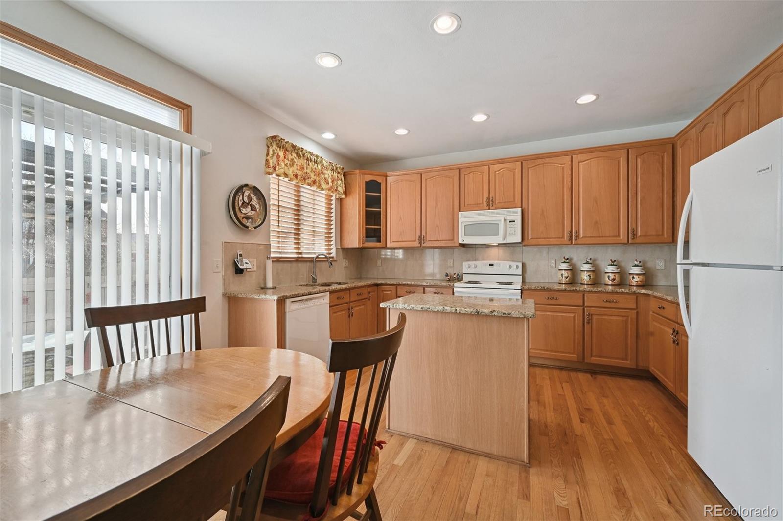 MLS Image #6 for 7384 s memphis street,aurora, Colorado