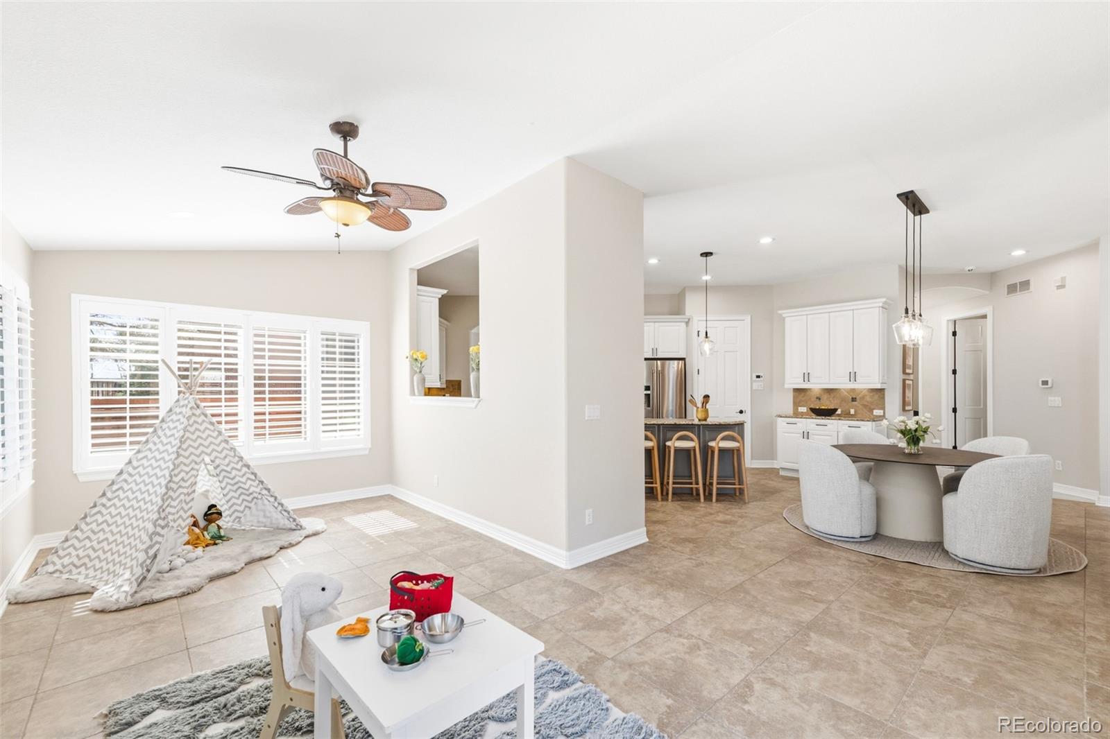 MLS Image #12 for 26746 e peakview drive,aurora, Colorado