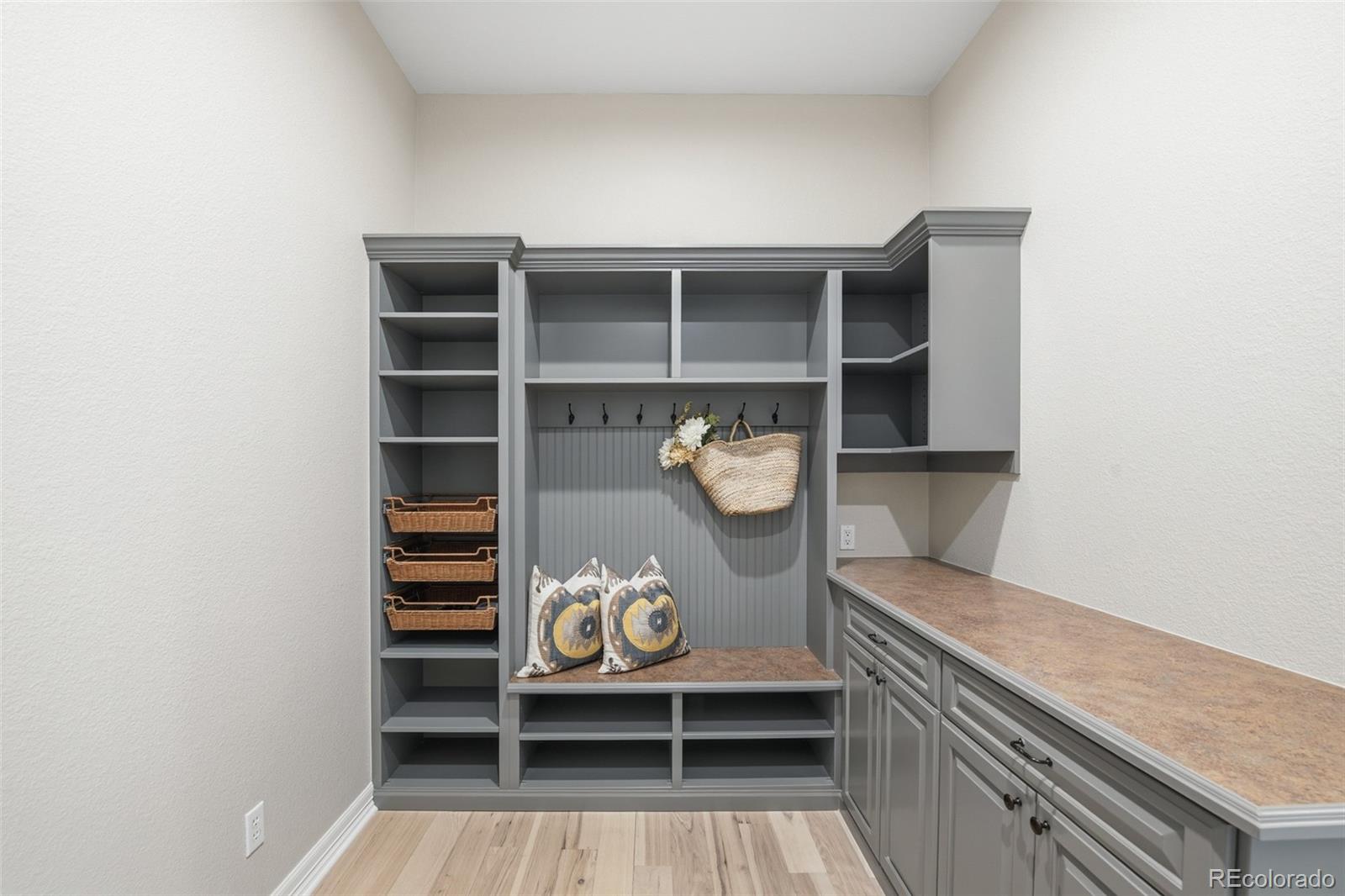 MLS Image #17 for 26746 e peakview drive,aurora, Colorado