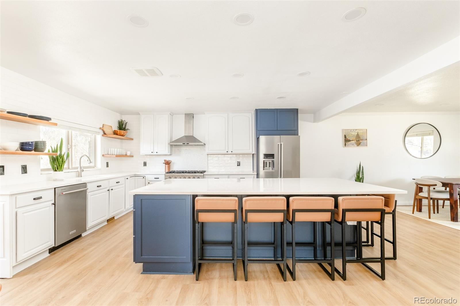 MLS Image #3 for 5462 w geddes place,littleton, Colorado