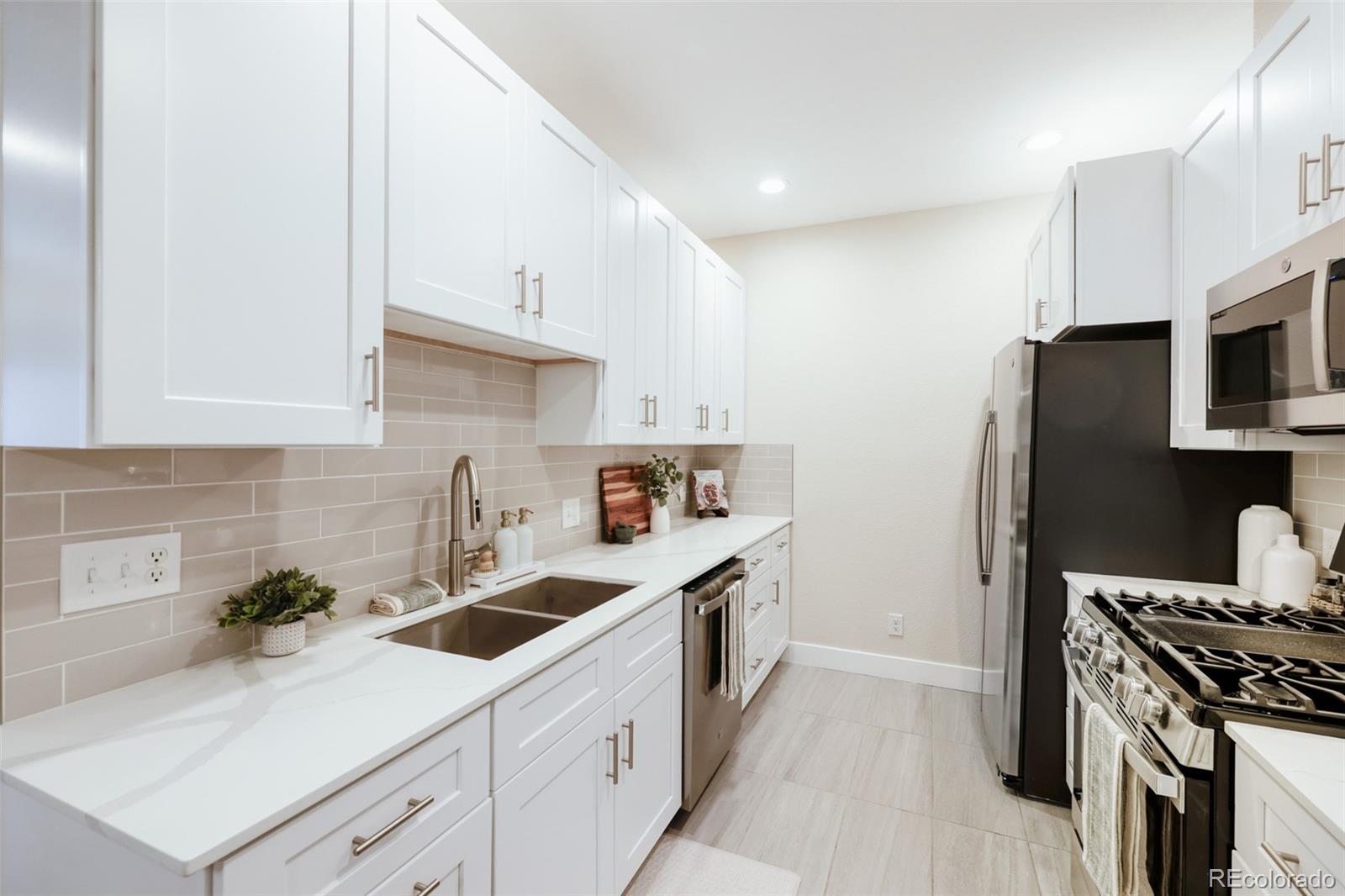 MLS Image #11 for 1401 w 85th avenue,denver, Colorado