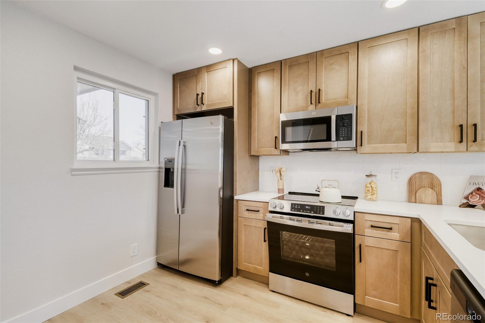 MLS Image #12 for 10658  steele street ,northglenn, Colorado