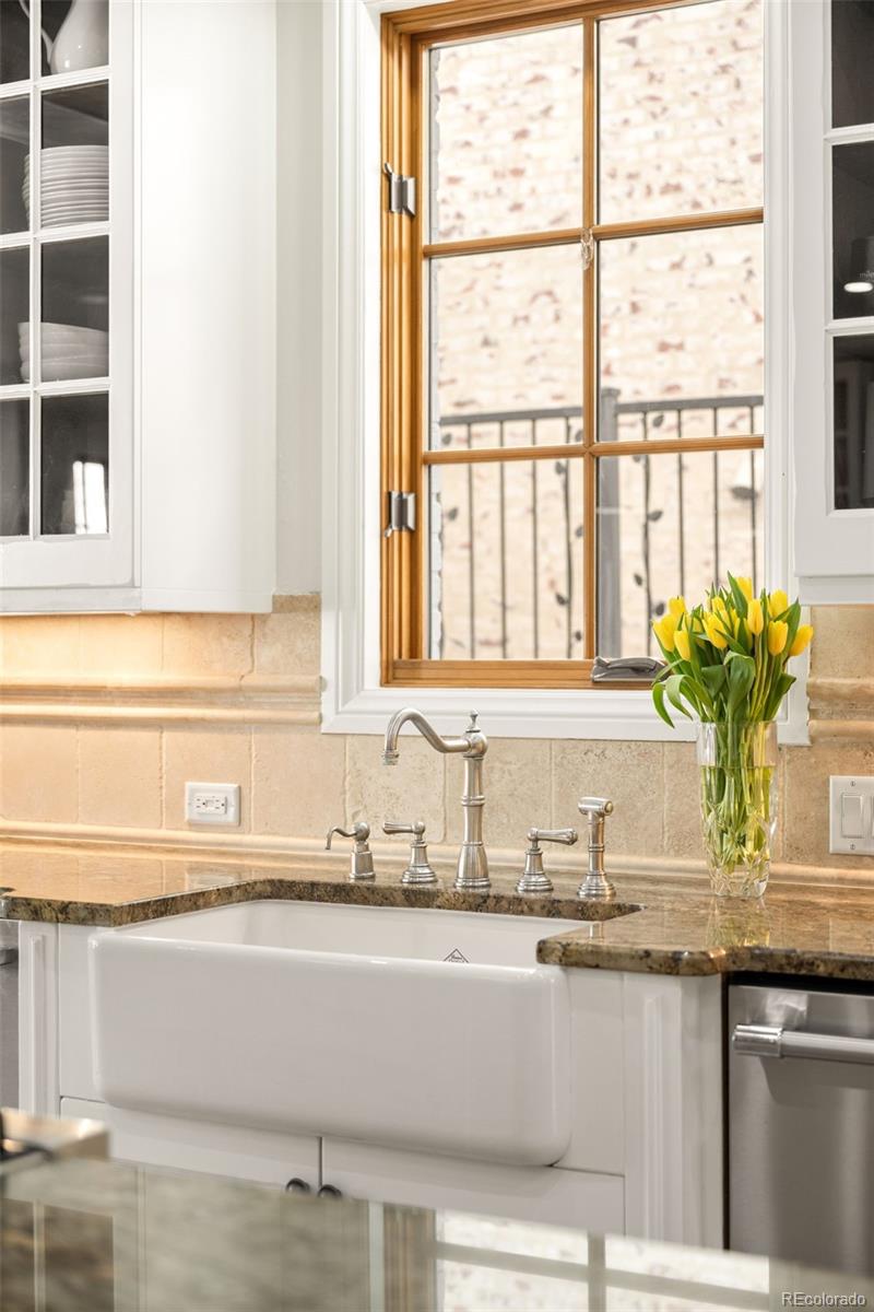 MLS Image #11 for 270  glencoe street,denver, Colorado