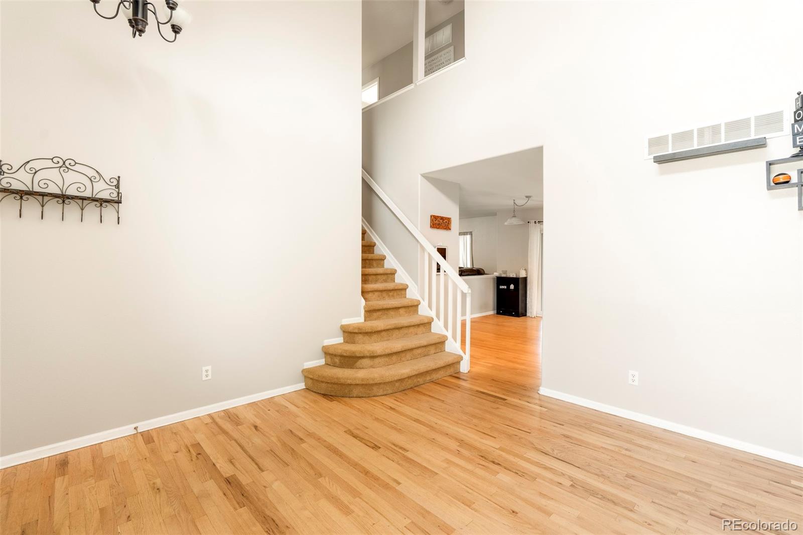 MLS Image #4 for 22298 e lake avenue,centennial, Colorado