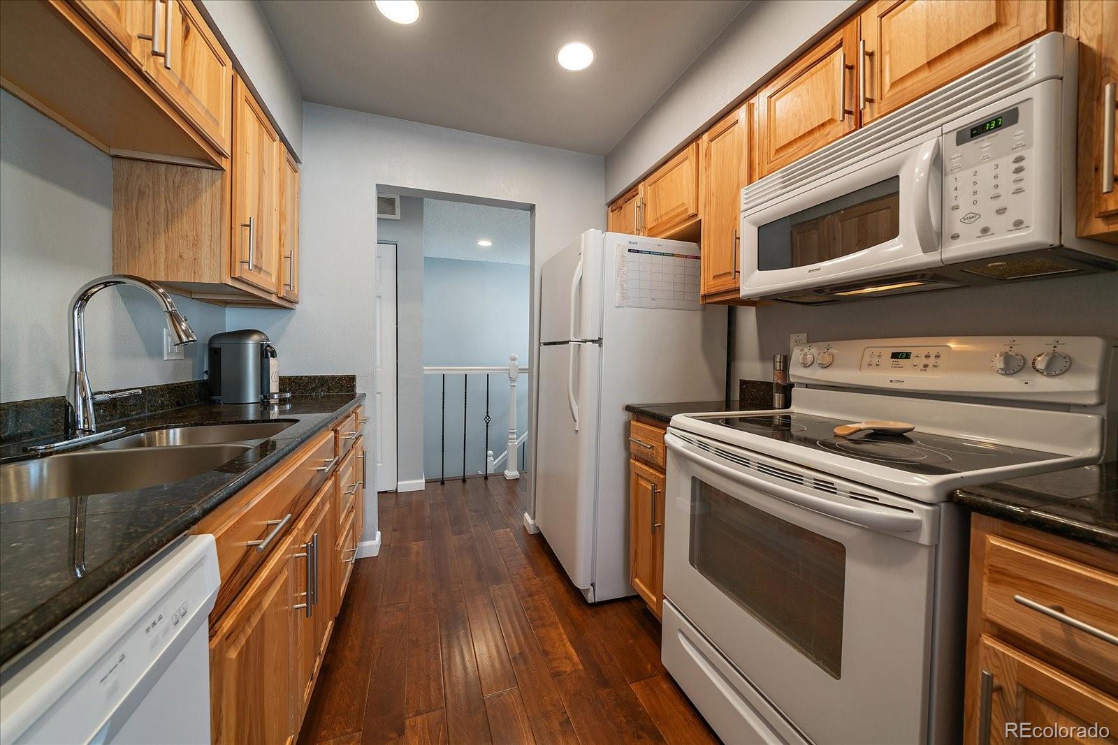 MLS Image #8 for 8414 s everett way,littleton, Colorado