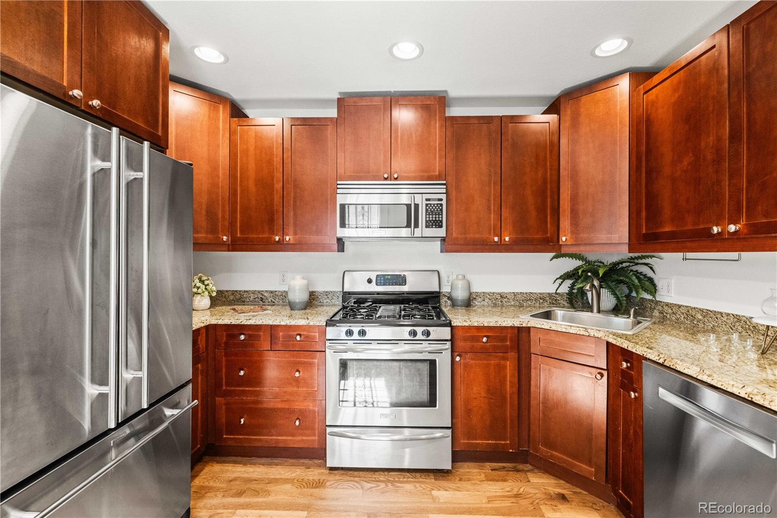 MLS Image #18 for 2342 n ogden street,denver, Colorado