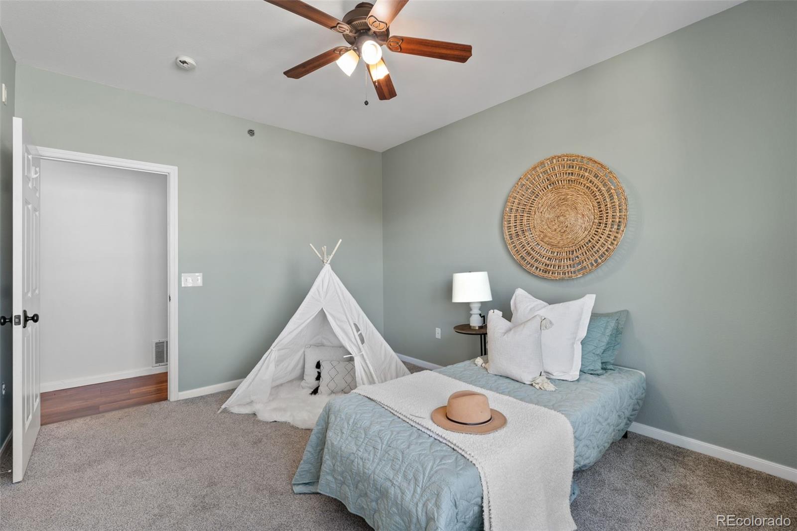 MLS Image #18 for 6009  castlegate drive c36,castle rock, Colorado