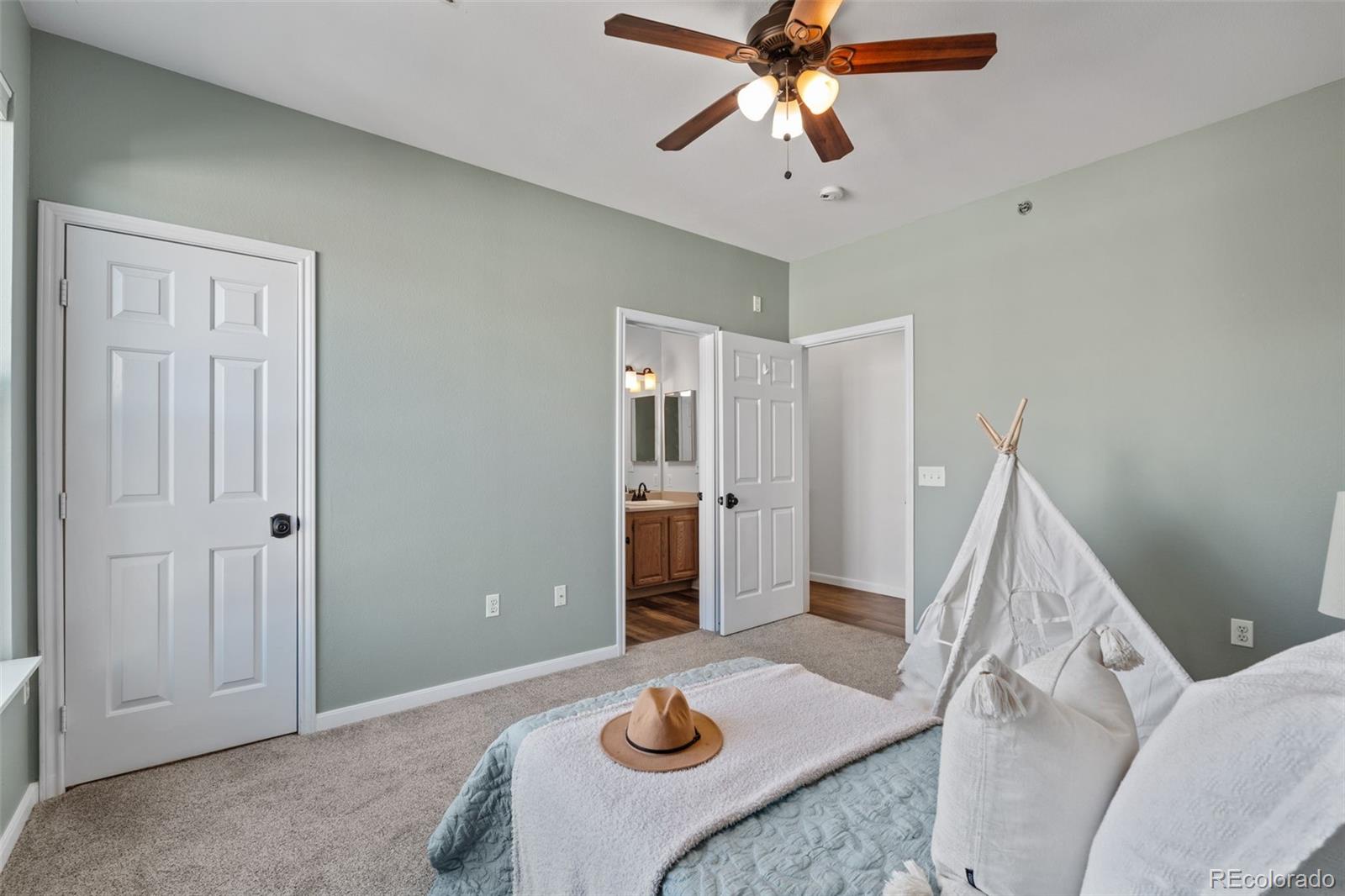 MLS Image #19 for 6009  castlegate drive c36,castle rock, Colorado