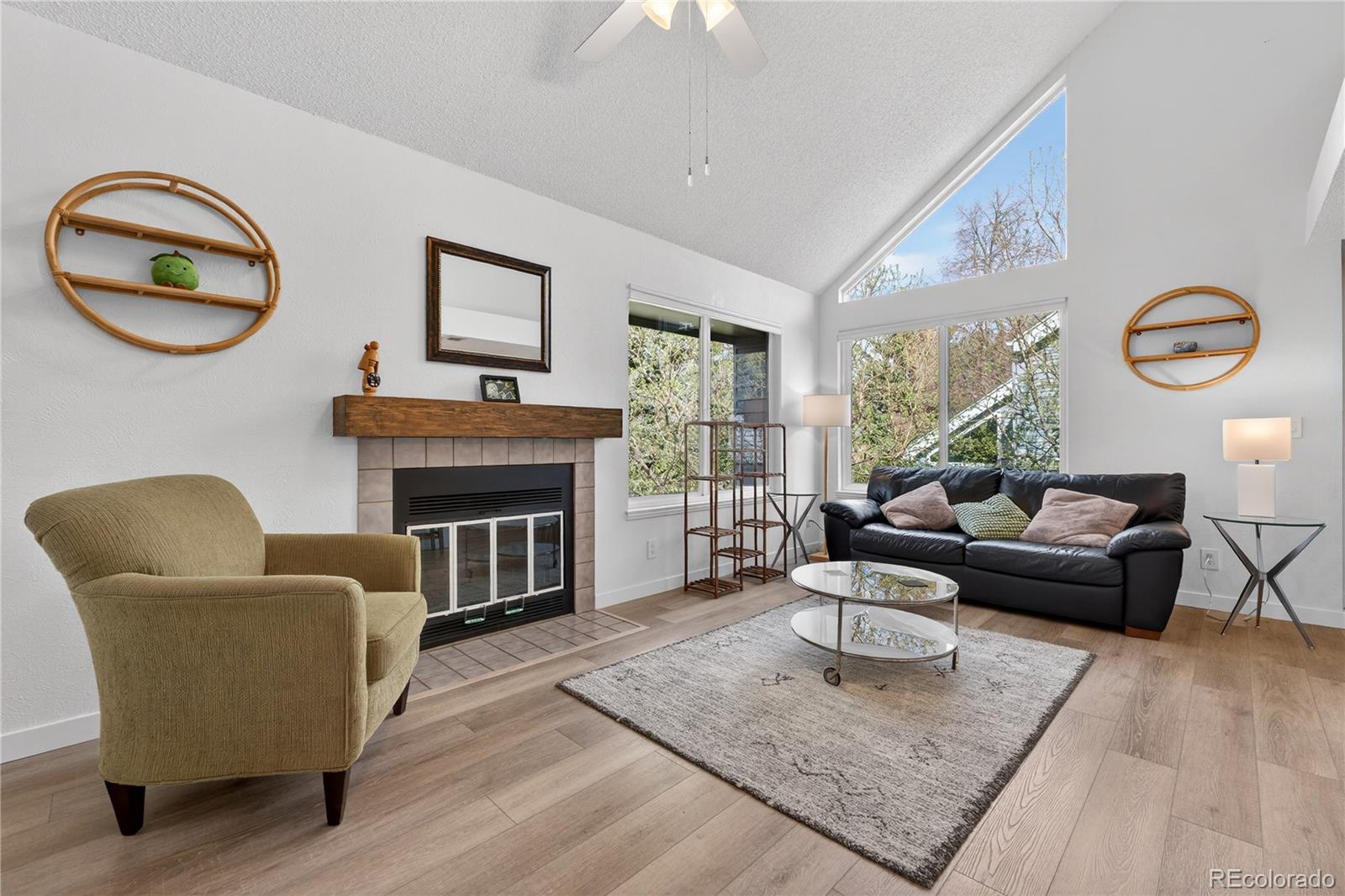 MLS Image #3 for 8500 e jefferson avenue 8b,denver, Colorado
