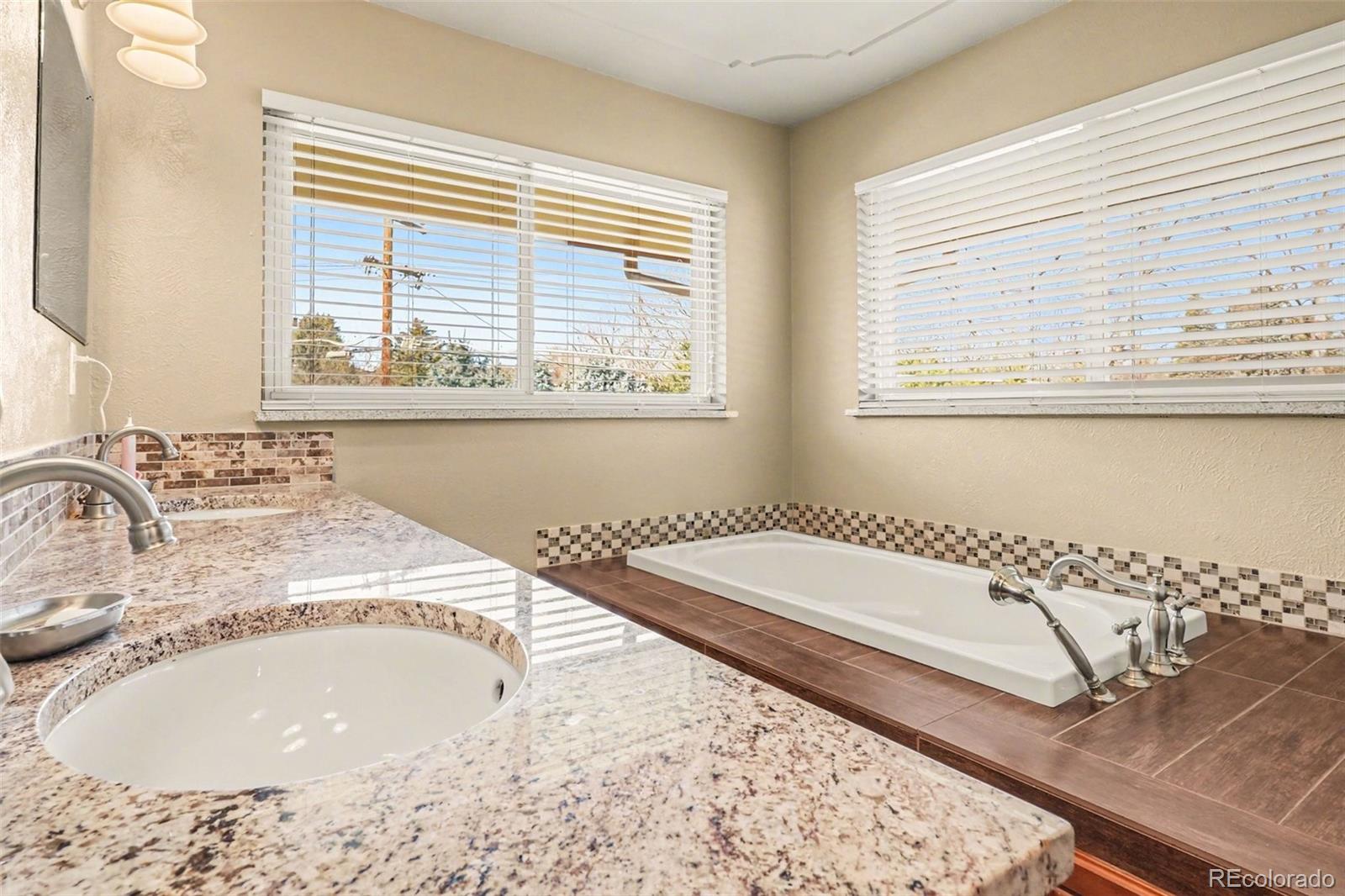 MLS Image #35 for 1915  union drive,lakewood, Colorado