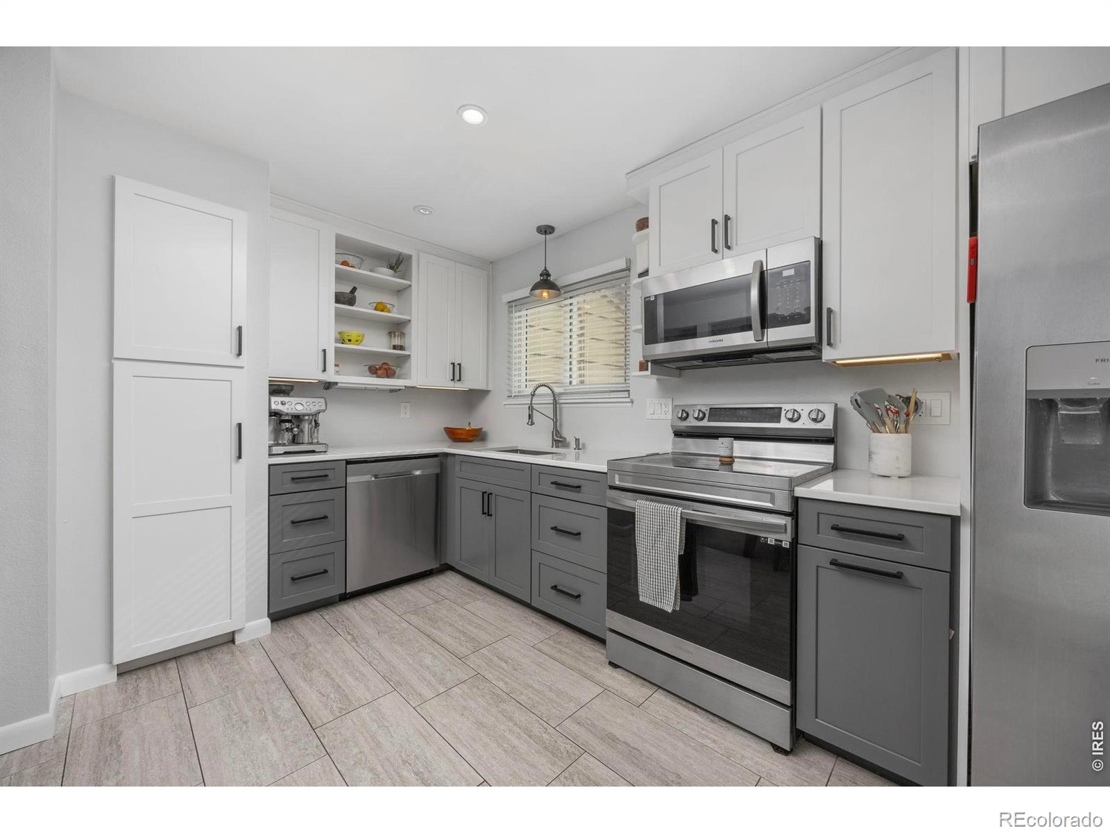 MLS Image #10 for 1816  rice street,longmont, Colorado