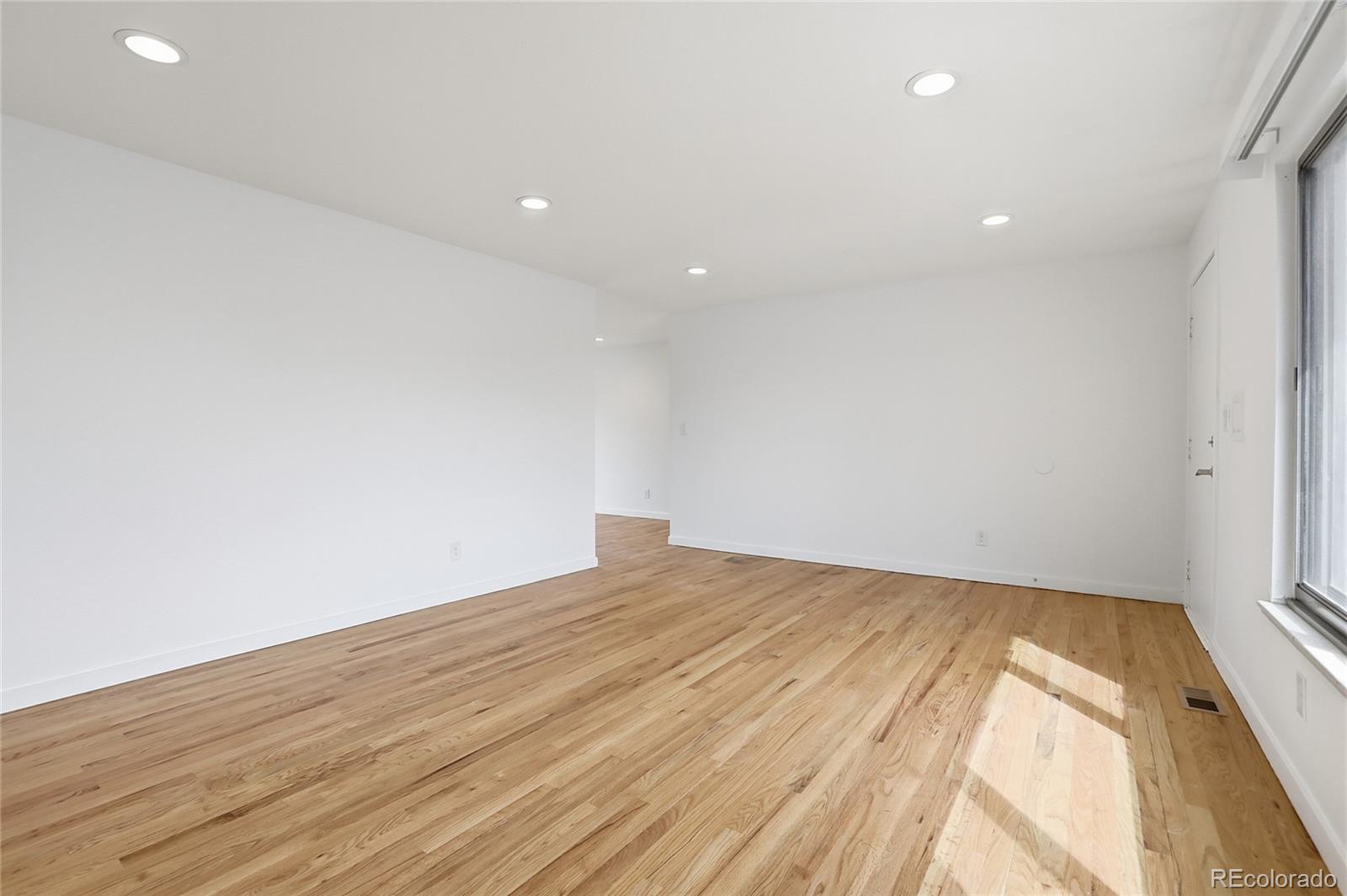 MLS Image #3 for 3101  victor street,aurora, Colorado