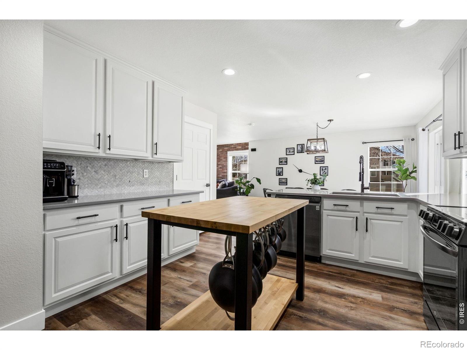 MLS Image #10 for 3963  heatherwood circle,johnstown, Colorado