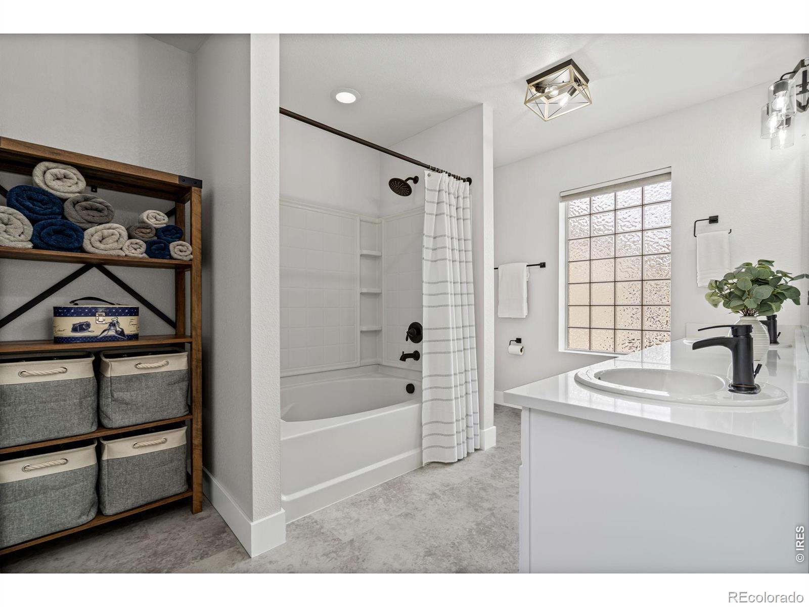 MLS Image #17 for 3963  heatherwood circle,johnstown, Colorado