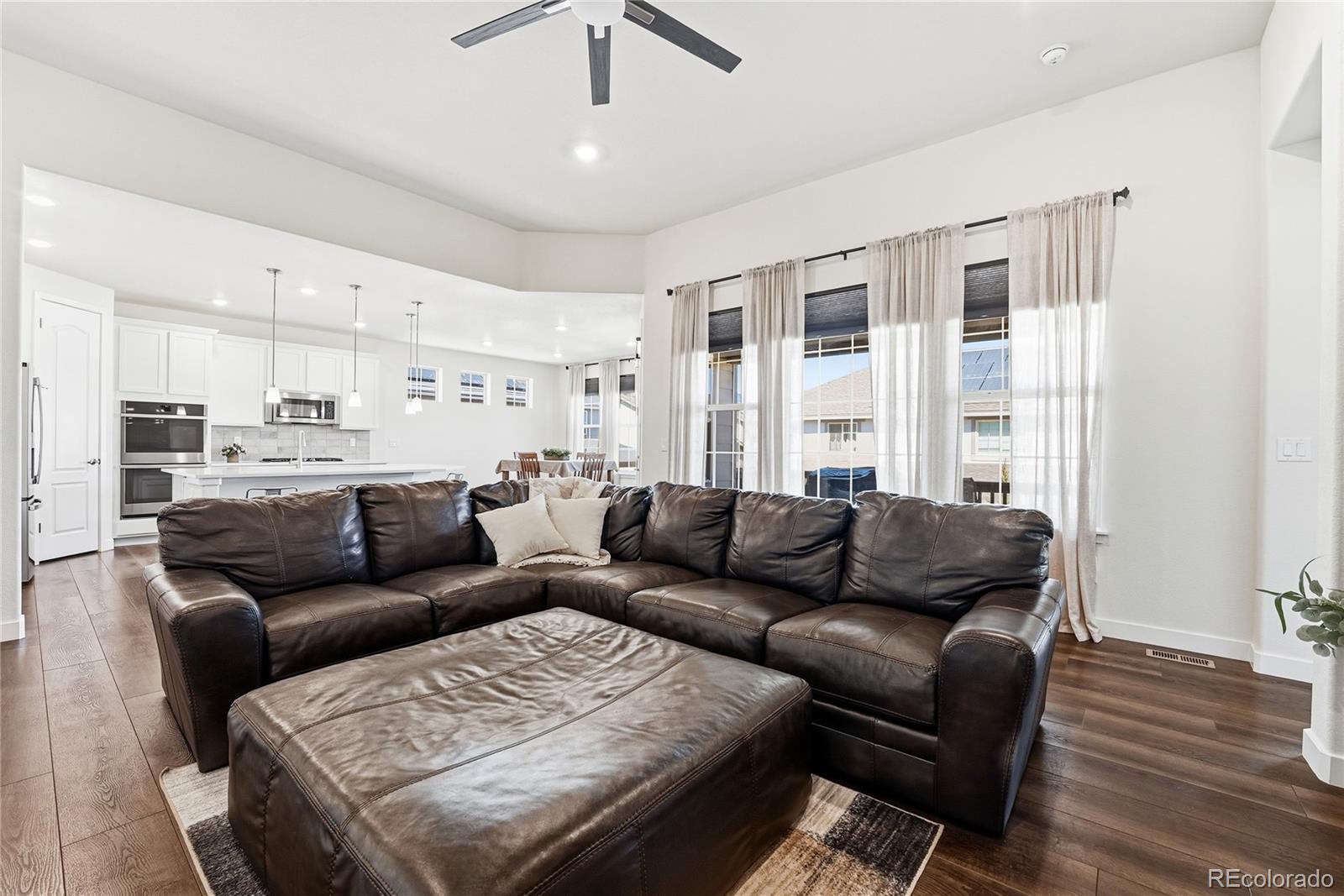 MLS Image #12 for 7939  laramie river lane,littleton, Colorado
