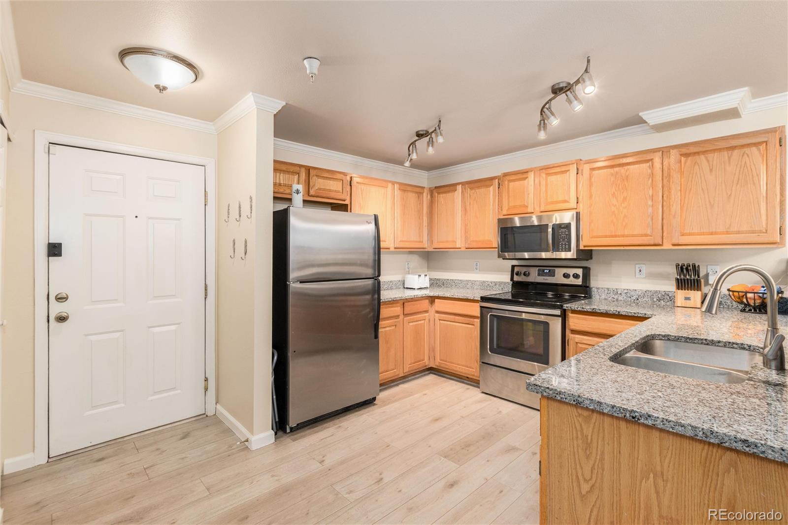 MLS Image #3 for 12304 w cross drive 103,littleton, Colorado