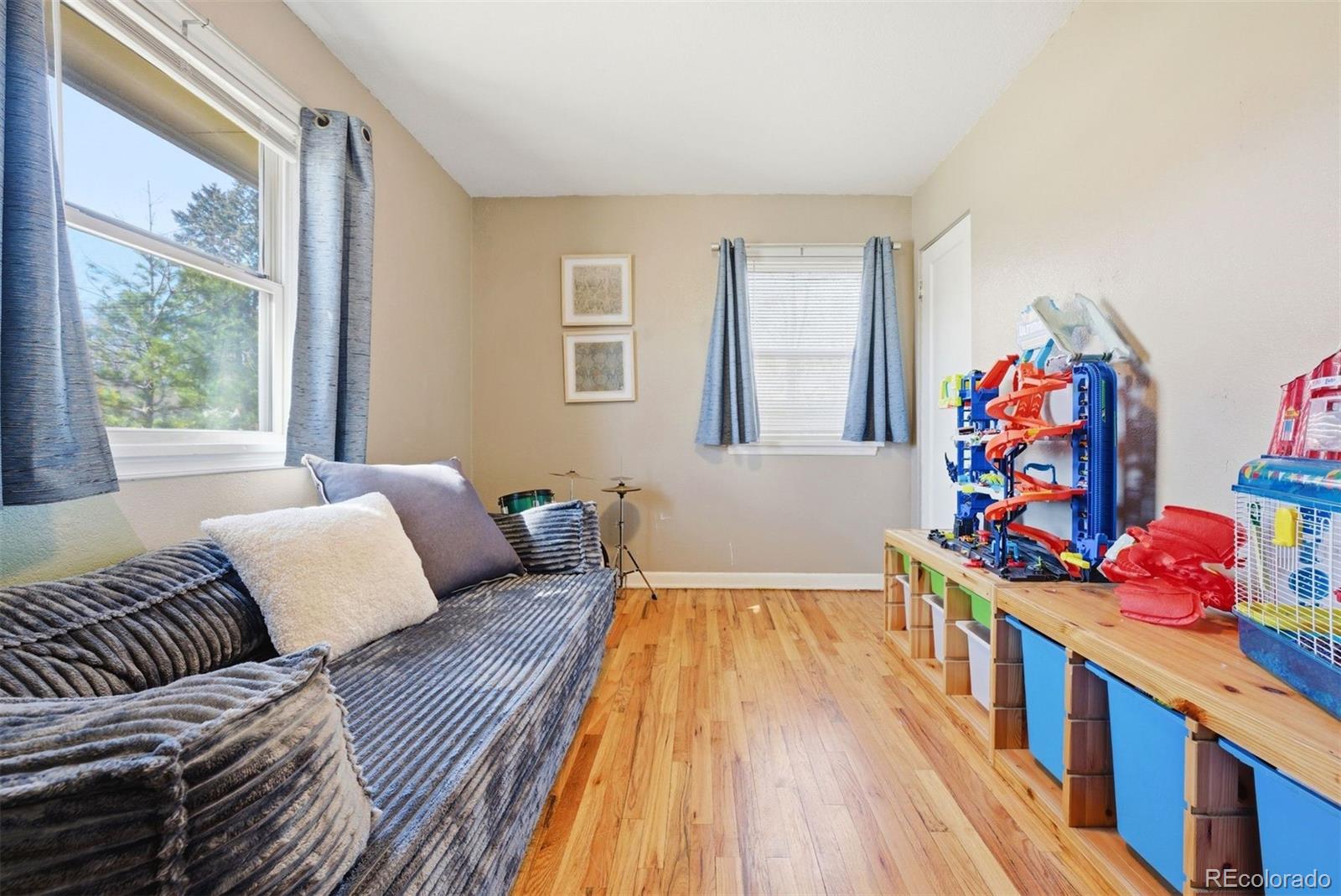 MLS Image #17 for 1738  valentia street,denver, Colorado