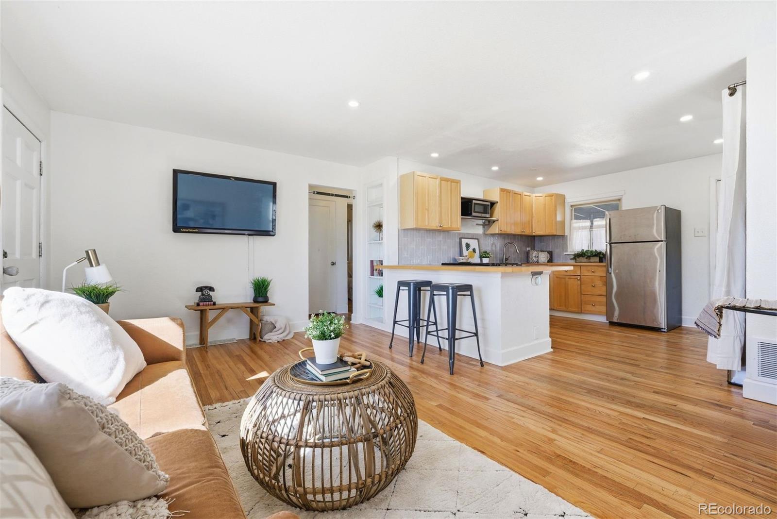MLS Image #3 for 1738  valentia street,denver, Colorado