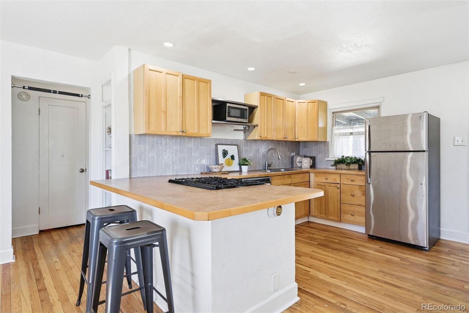 MLS Image #8 for 1738  valentia street,denver, Colorado